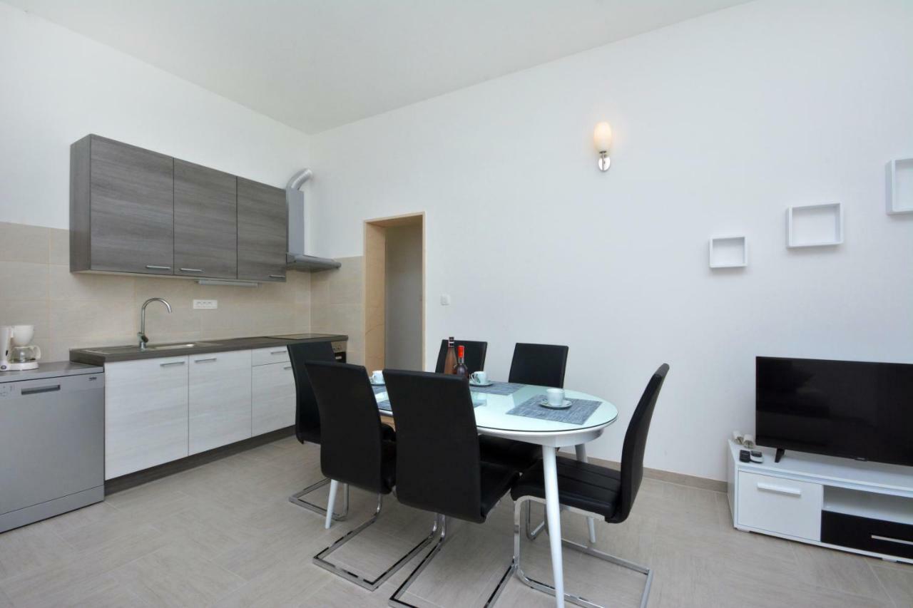 Ferienwohnung Apartman Lucic Split Exterior foto